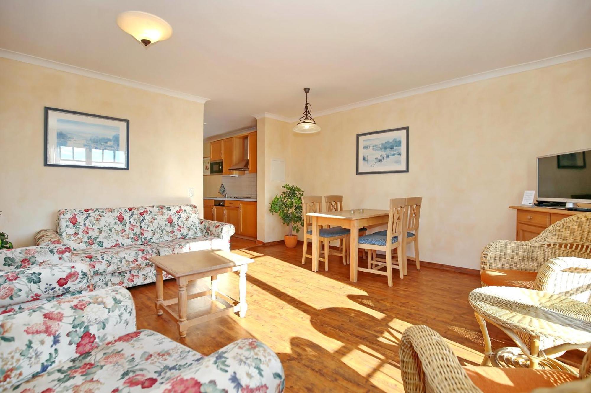 Apartment Meeresblick 215 Kuehlungsborn